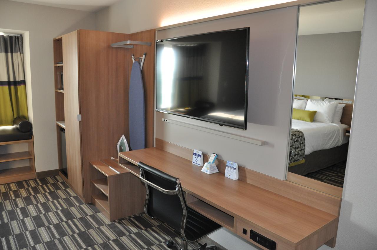 Microtel Inn & Suites By Wyndham Λούμποκ Εξωτερικό φωτογραφία