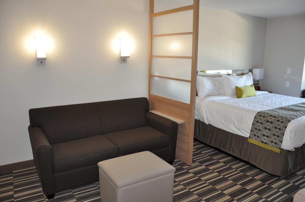 Microtel Inn & Suites By Wyndham Λούμποκ Εξωτερικό φωτογραφία