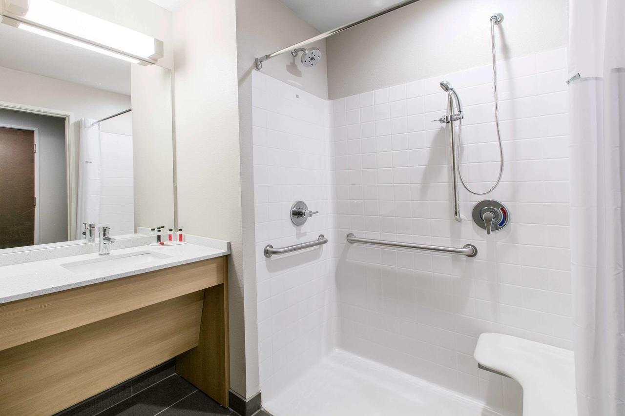 Microtel Inn & Suites By Wyndham Λούμποκ Εξωτερικό φωτογραφία