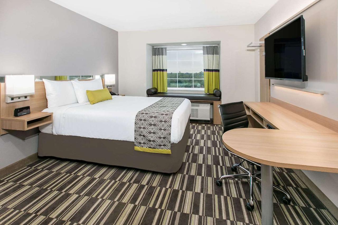 Microtel Inn & Suites By Wyndham Λούμποκ Εξωτερικό φωτογραφία